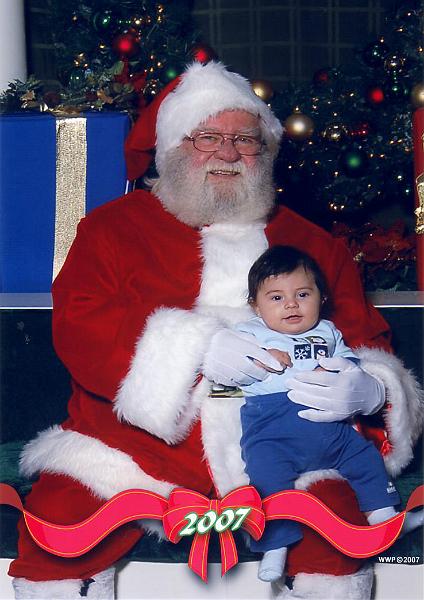 Zanders First Santa pic.jpg